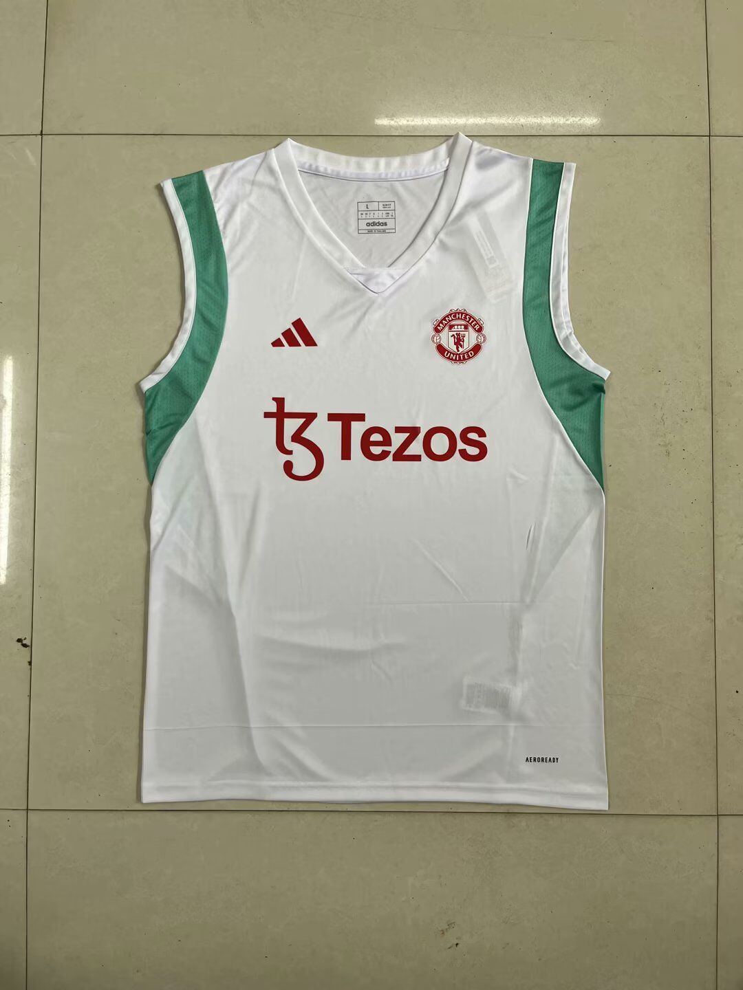 AAA Quality Manchester Utd 23/24 White/Green Vest Jersey